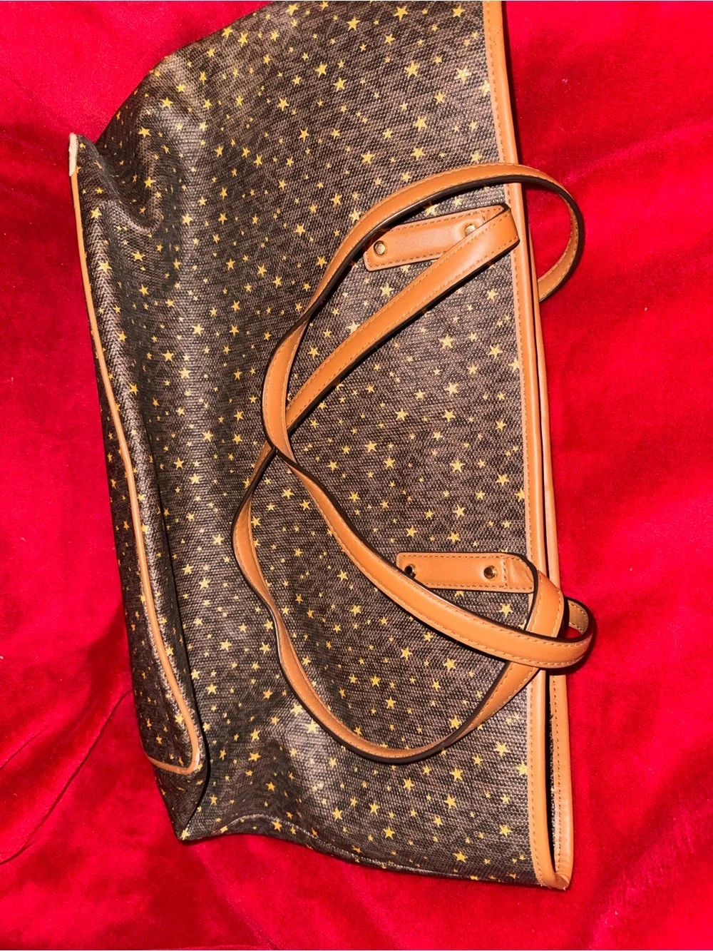Michael Kors Jet Set Charm Carryall